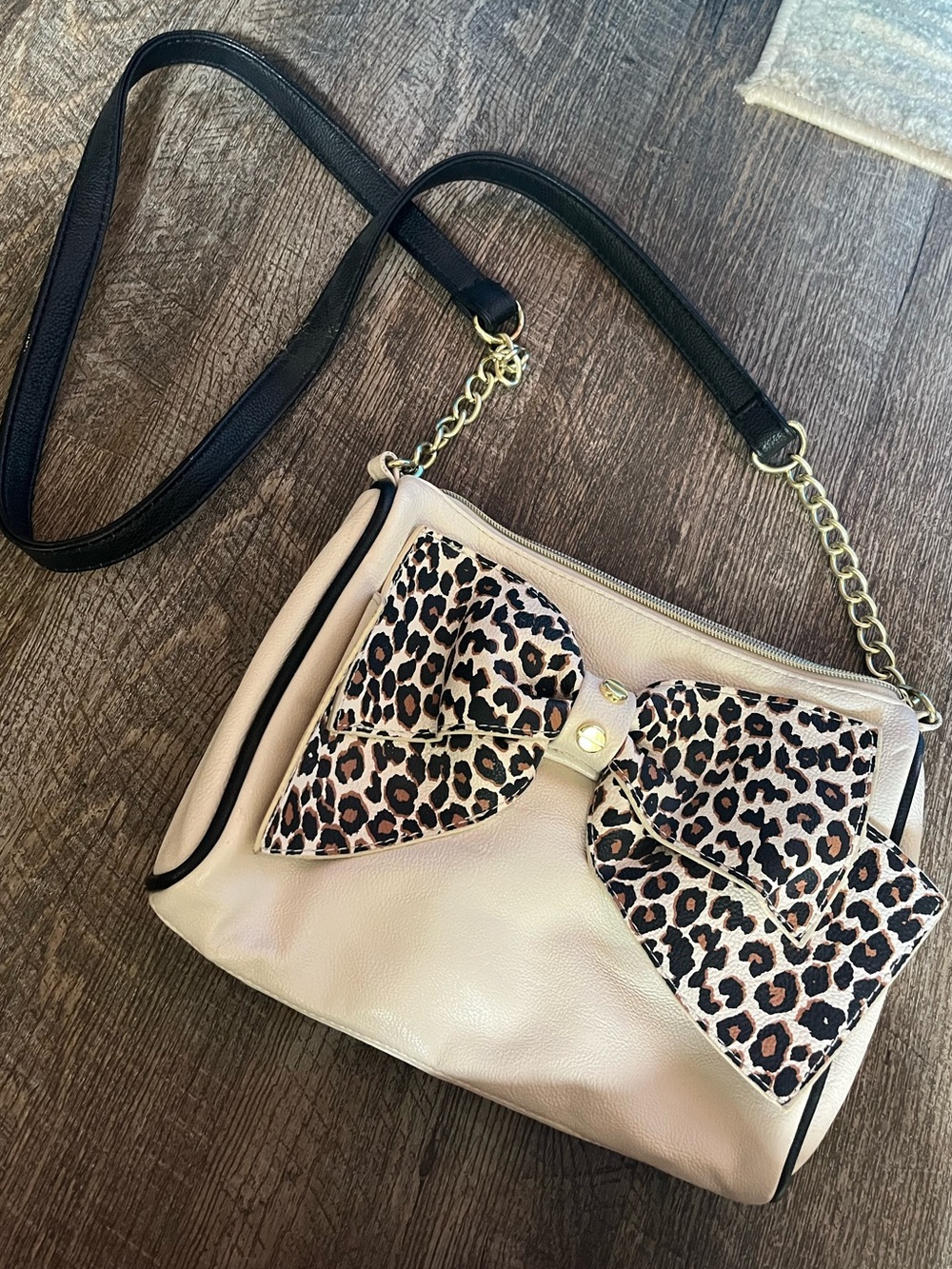 Betsy Johnson leopard bow crossbody purse